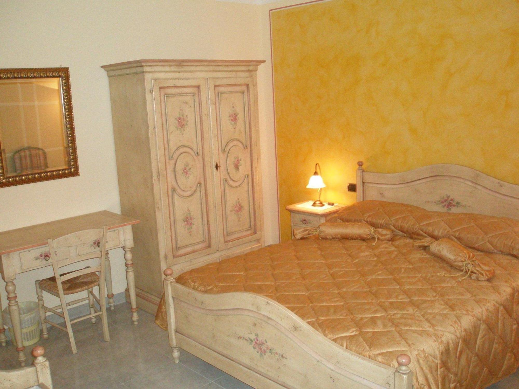 Bed And Breakfast Il Faggio Povegliano Veronese Ruang foto