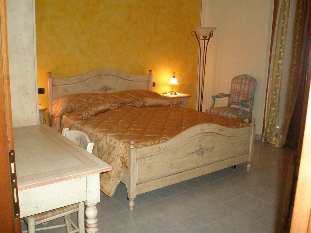 Bed And Breakfast Il Faggio Povegliano Veronese Ruang foto