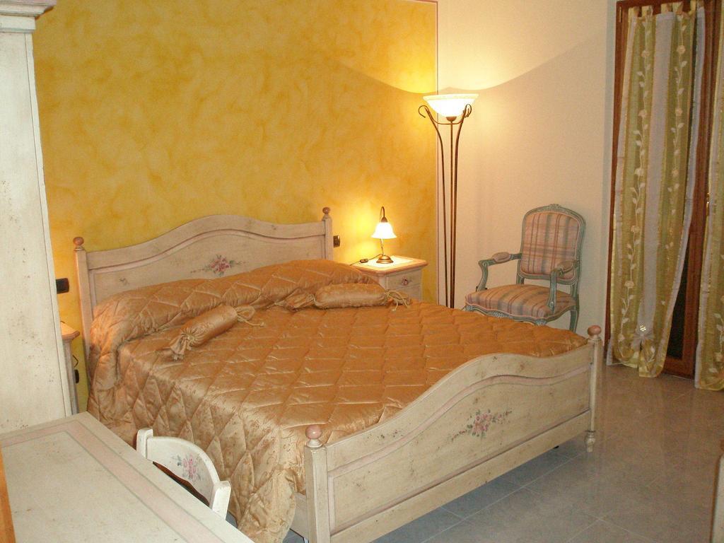 Bed And Breakfast Il Faggio Povegliano Veronese Ruang foto