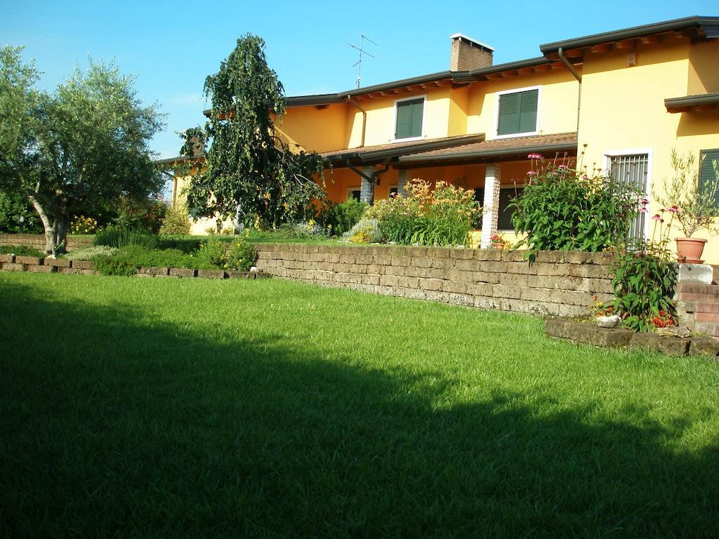 Bed And Breakfast Il Faggio Povegliano Veronese Bagian luar foto
